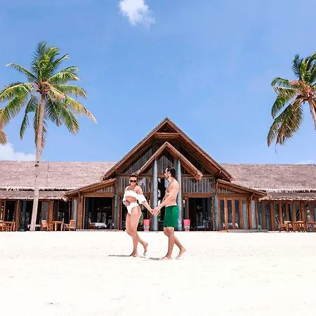Furaveri Island Resort And Spa